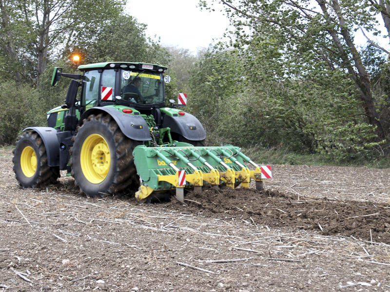 Subsolador baabor modelo S300 trabajando